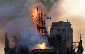 巴黎圣母院烧毁了？好在我们还有VR