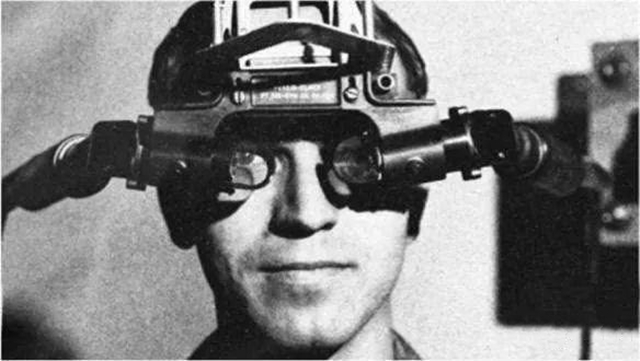 VR正式被创造出来是在1980年代后期